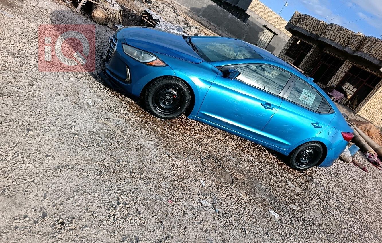 هيونداي النترا